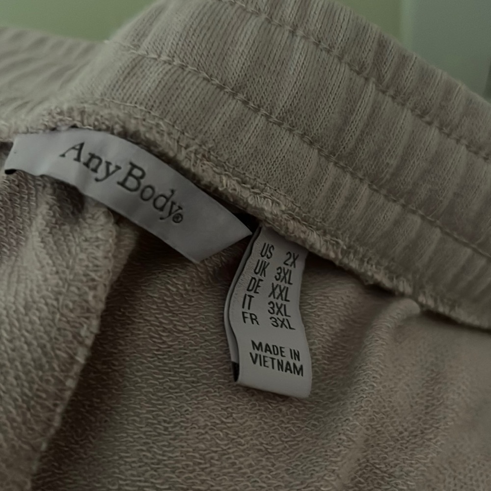 Never worn Any body